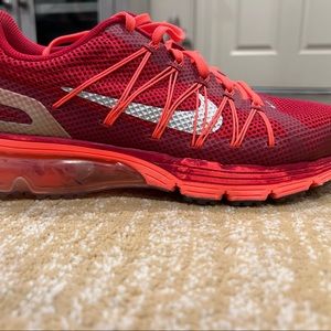 Nike Air Max Axcellerate 3